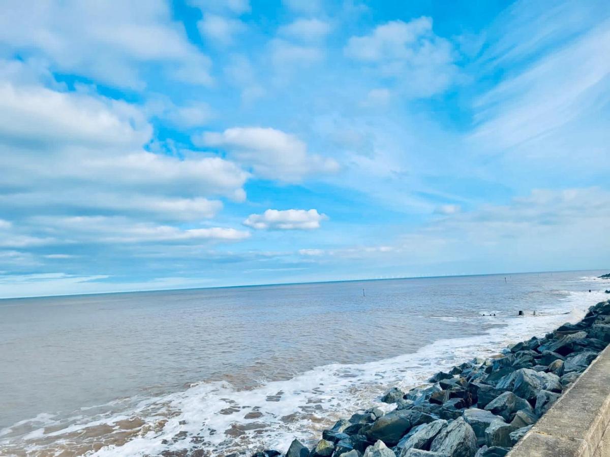 Charming 2 Bedroom Holiday Chalet Withernsea Ngoại thất bức ảnh